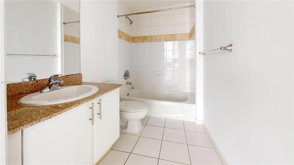 1871 NW S River Dr #1205 Miami, FL 33125