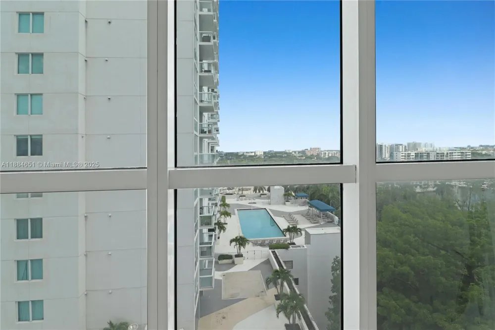 1871 NW S River Dr #1205 Miami, FL 33125