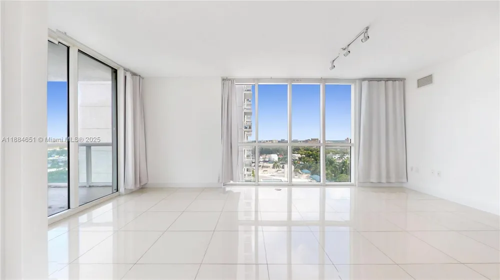 1871 NW S River Dr #1205 Miami, FL 33125