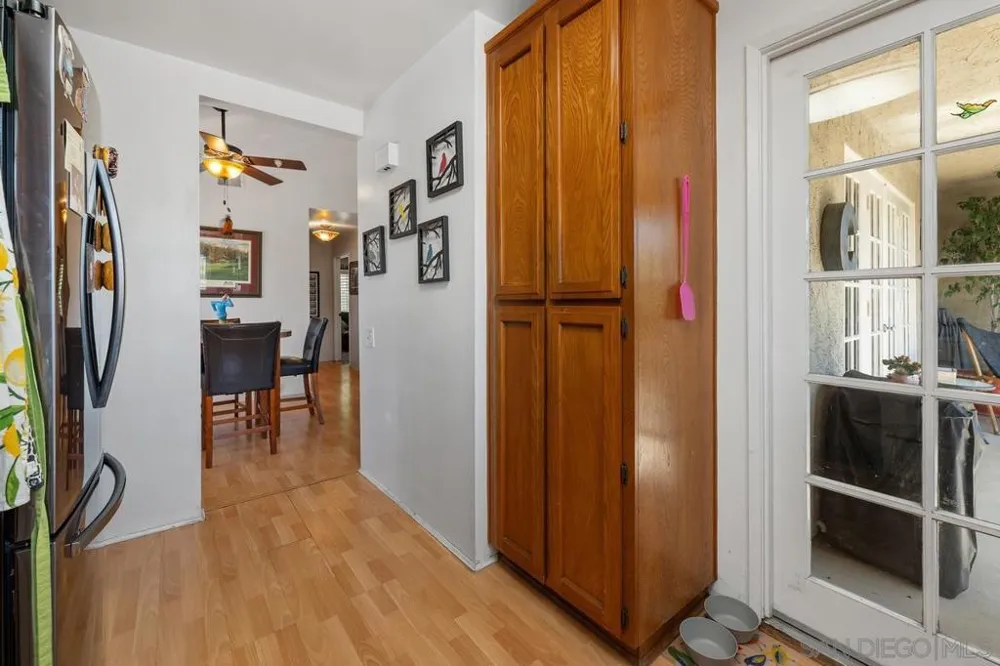6028 Gaines St San Diego, CA 92110