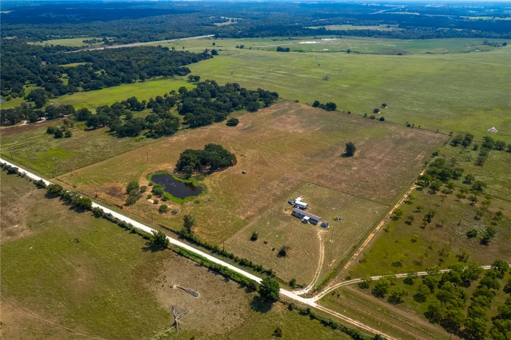 11733 Winstead Lane Calvert, TX 77837