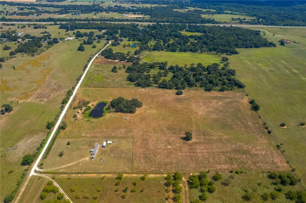 11733 Winstead Lane Calvert, TX 77837