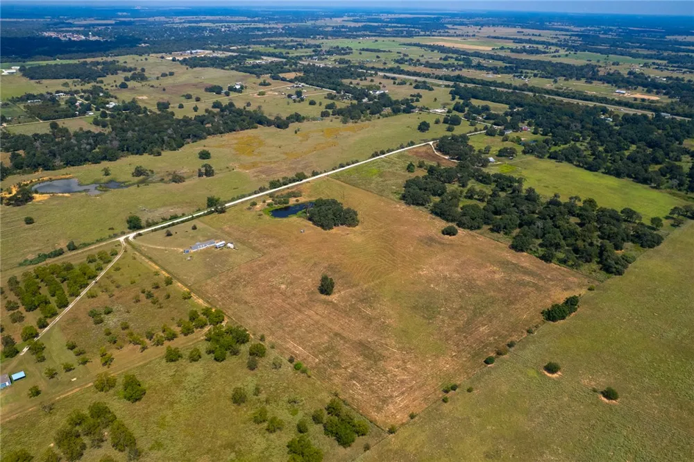 11733 Winstead Lane Calvert, TX 77837