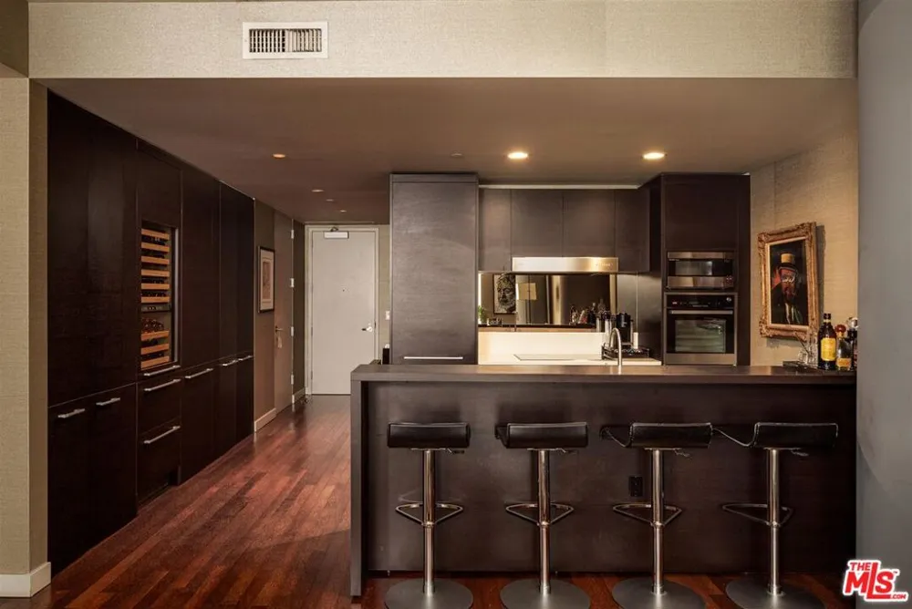 6250 Hollywood Boulevard #6K Los Angeles, CA 90028
