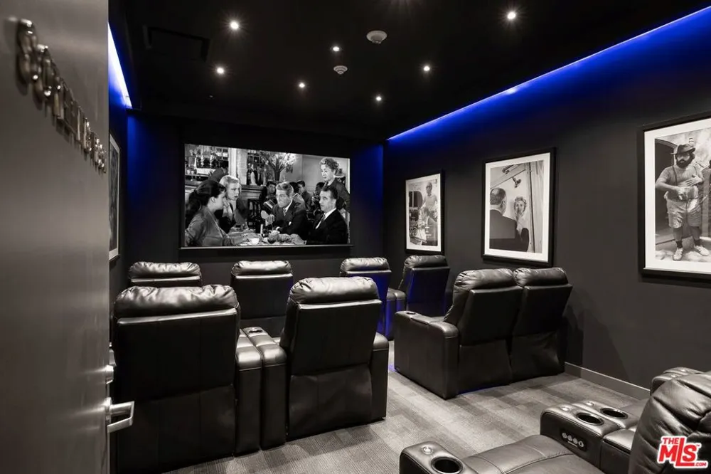 6250 Hollywood Boulevard #6K Los Angeles, CA 90028