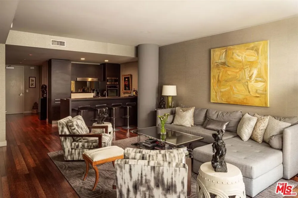 6250 Hollywood Boulevard #6K Los Angeles, CA 90028