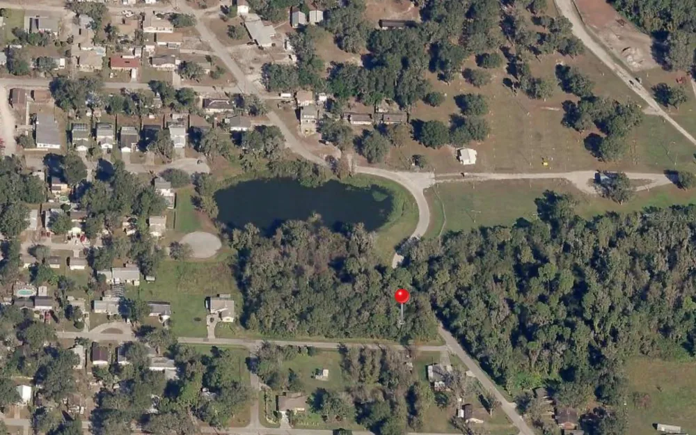 SEMINOLE LAKE BLVD & HICKMAN AVE Plant City, FL 33563