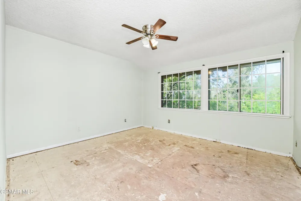 24910 John Fremont Road Hidden Hills, CA 91302