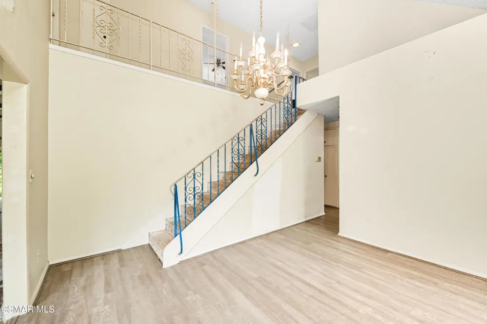 24910 John Fremont Road Hidden Hills, CA 91302