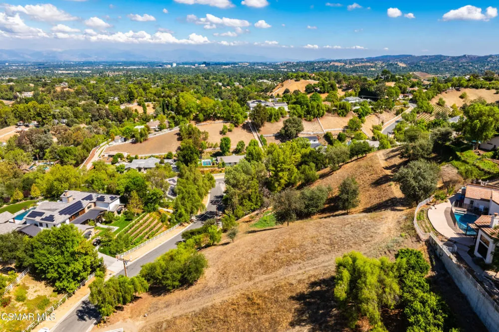 24910 John Fremont Road Hidden Hills, CA 91302