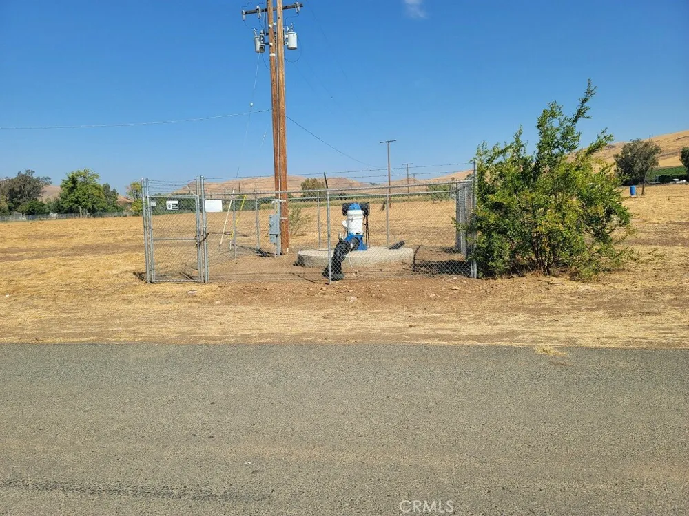 740 E Mulberry Porterville, CA 93257