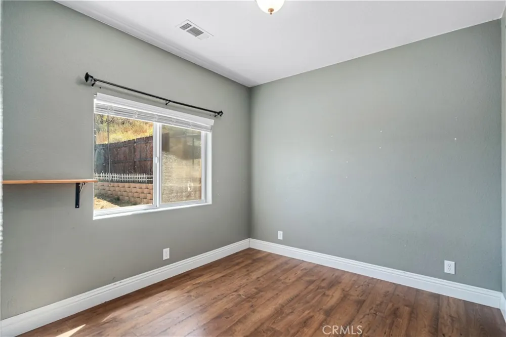 42846 Montello Drive Lake Elizabeth, CA 93532