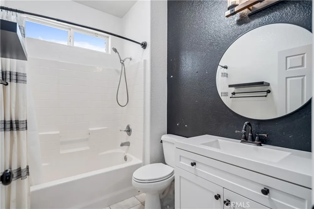 42846 Montello Drive Lake Elizabeth, CA 93532