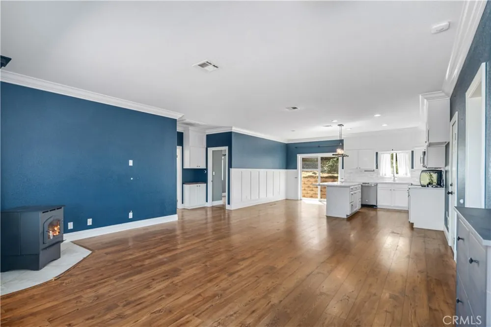 42846 Montello Drive Lake Elizabeth, CA 93532