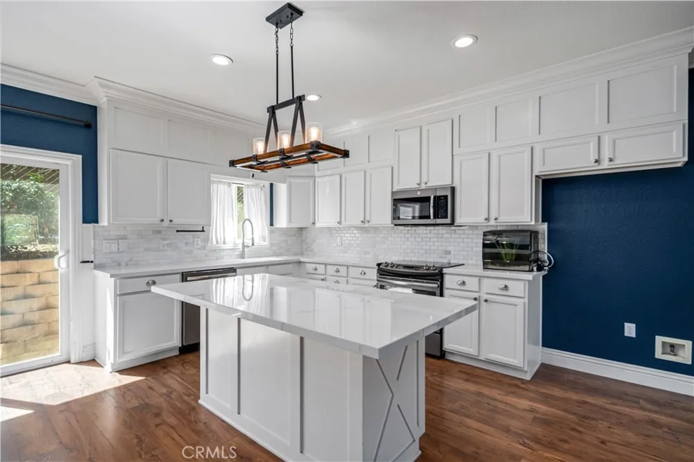 42846 Montello Drive Lake Elizabeth, CA 93532