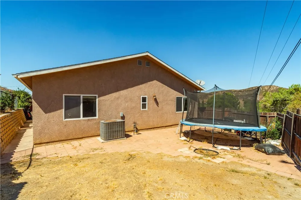 42846 Montello Drive Lake Elizabeth, CA 93532
