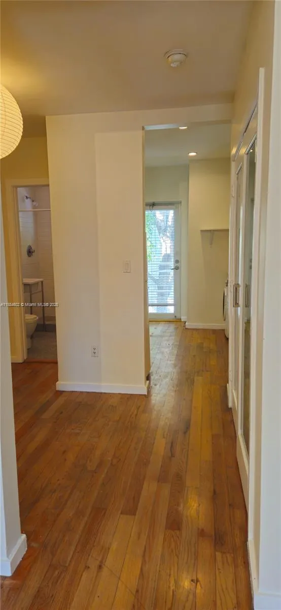 745 13th St #16 Miami Beach, FL 33139