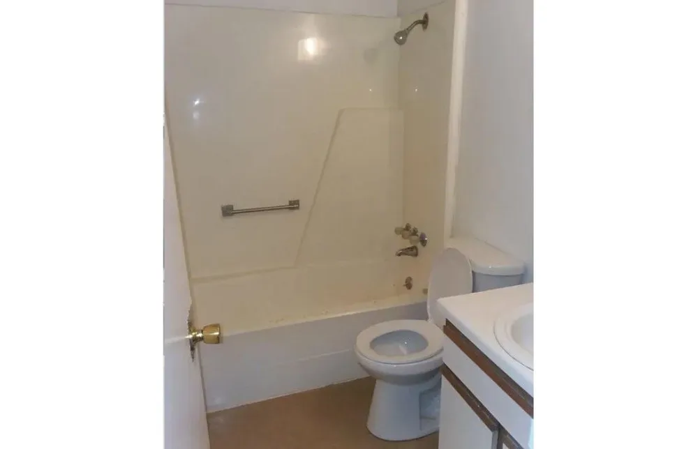 208 Wells St Madisonville, TX 77864