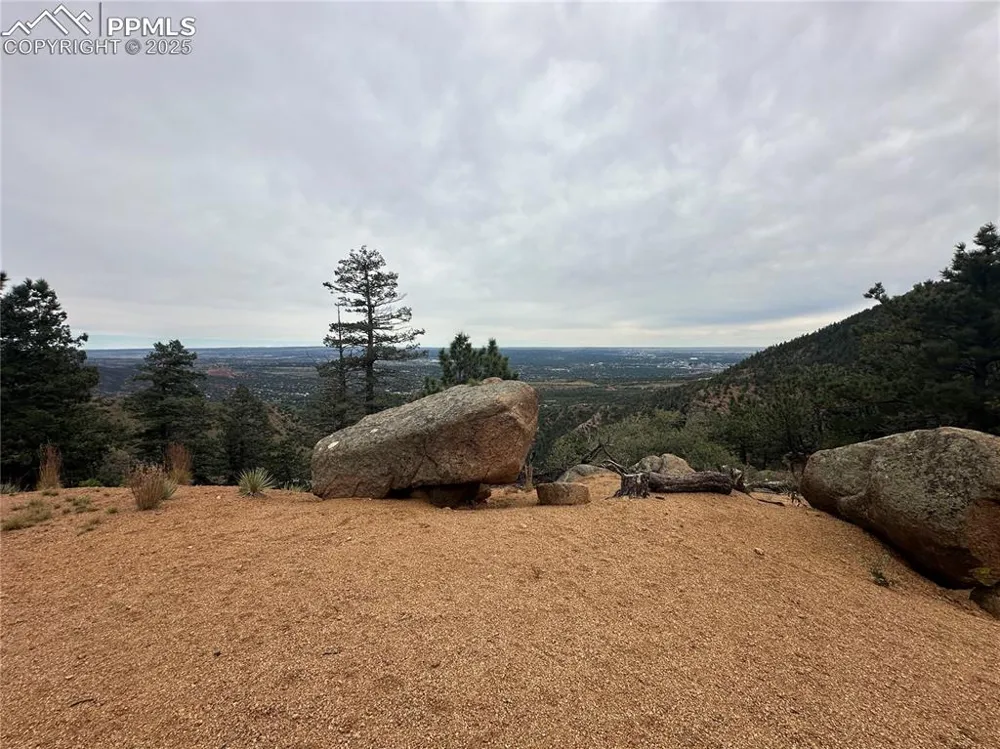 201 Founders Place Manitou Springs, CO 80829