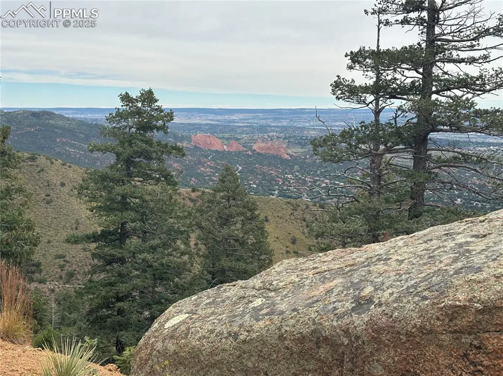 201 Founders Place Manitou Springs, CO 80829