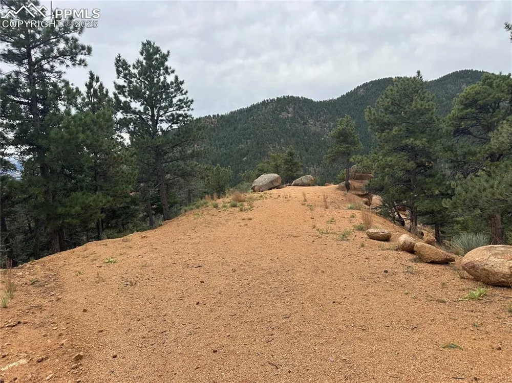 201 Founders Place Manitou Springs, CO 80829