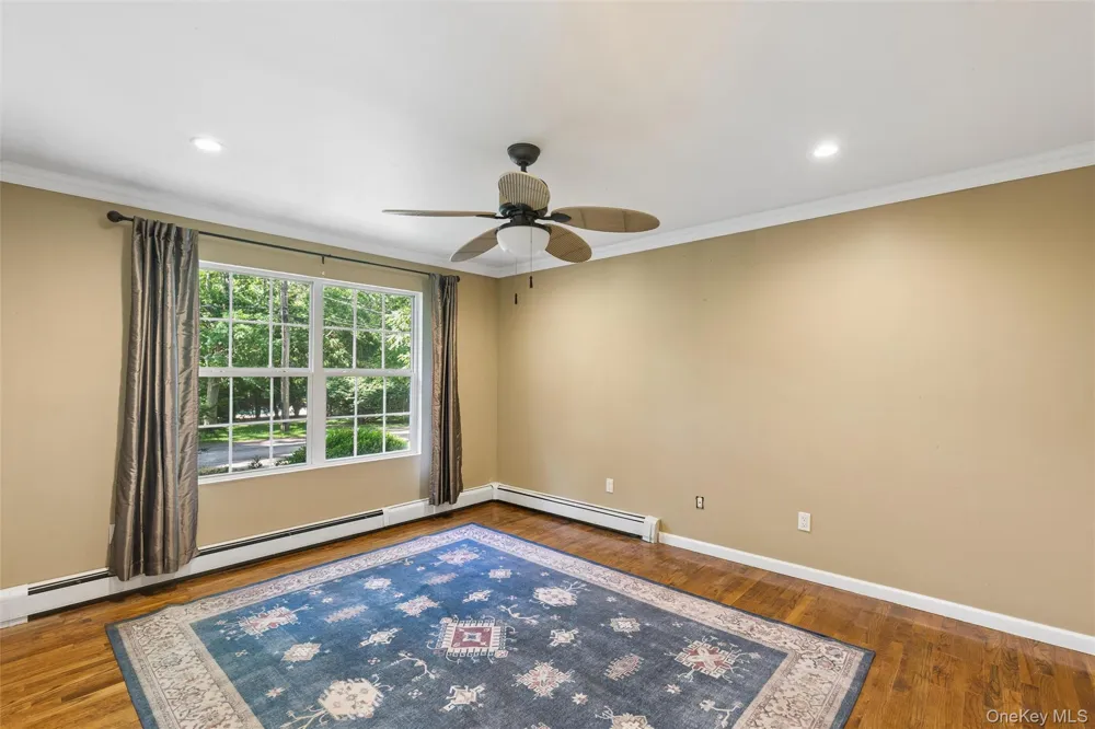 32 Atlantic Avenue Hampton Bays, NY 11946