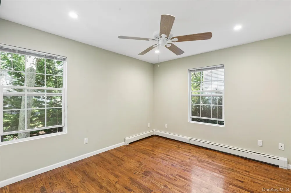 32 Atlantic Avenue Hampton Bays, NY 11946