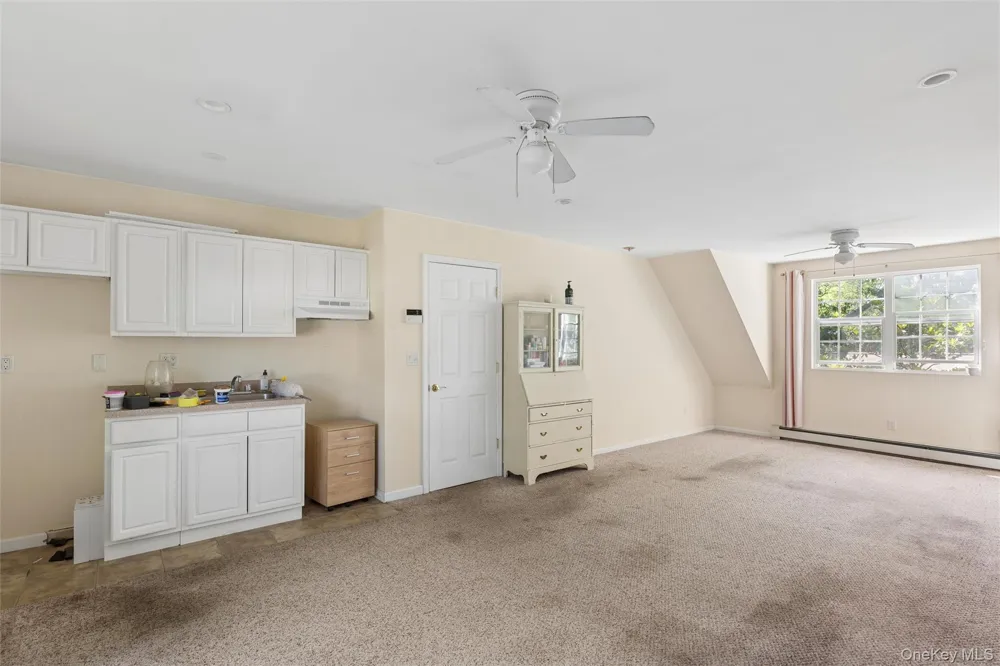32 Atlantic Avenue Hampton Bays, NY 11946