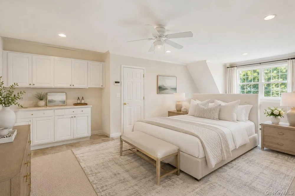 32 Atlantic Avenue Hampton Bays, NY 11946