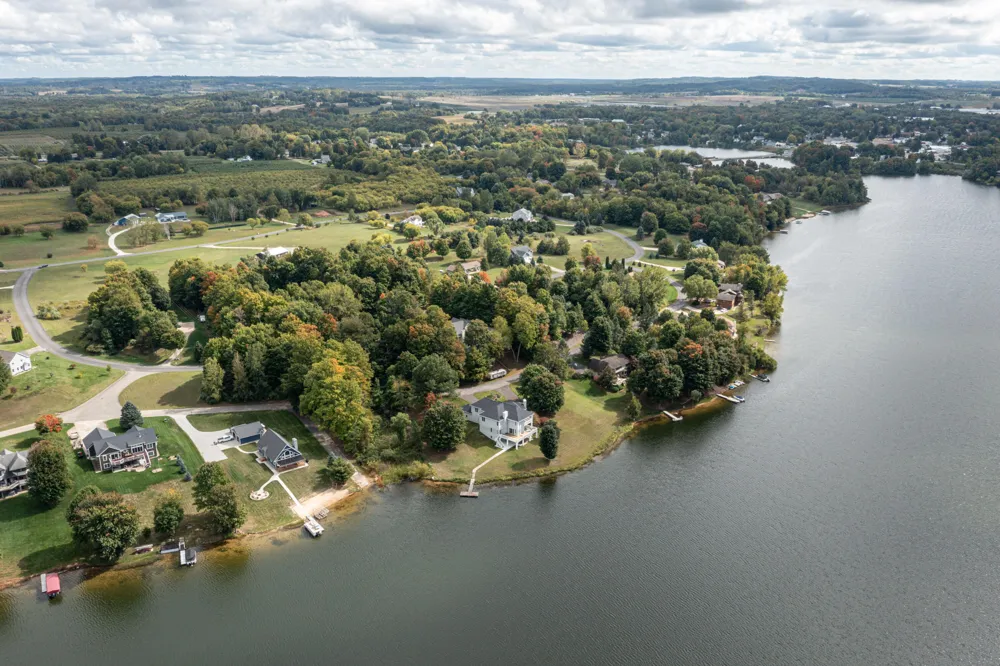 7 Hill N Dale Hart, MI 49420