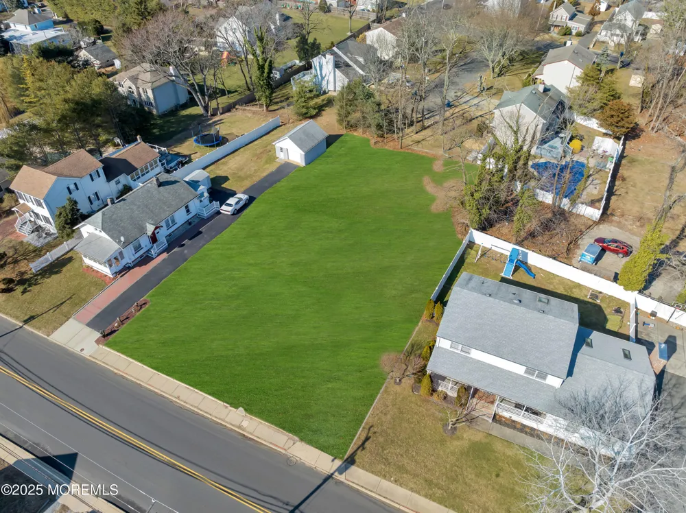 365 W Park Avenue Oakhurst, NJ 07755