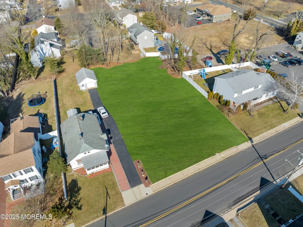 365 W Park Avenue Oakhurst, NJ 07755