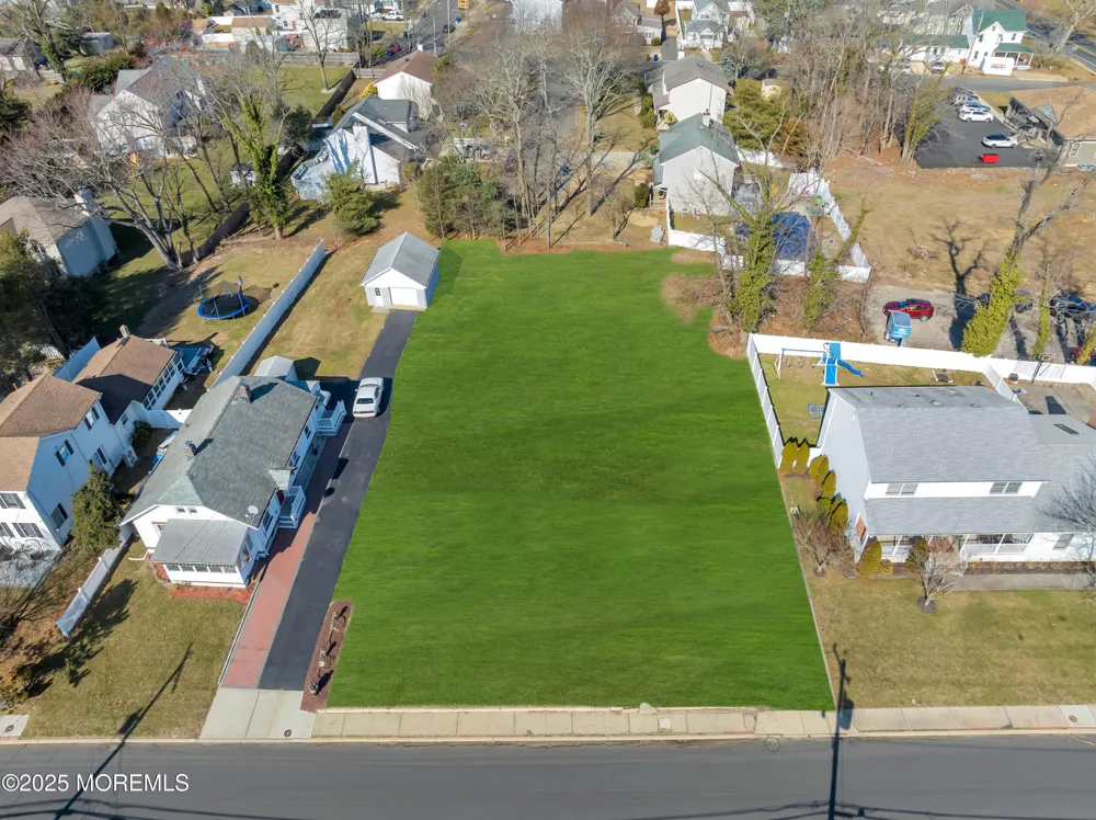365 W Park Avenue Oakhurst, NJ 07755