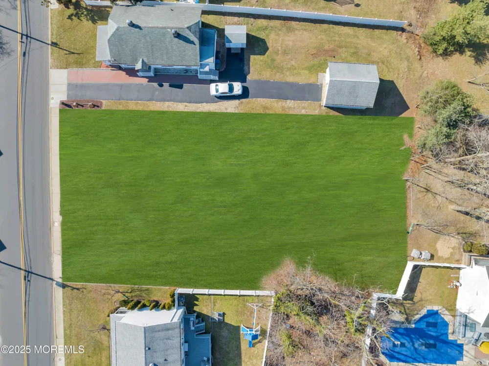 365 W Park Avenue Oakhurst, NJ 07755