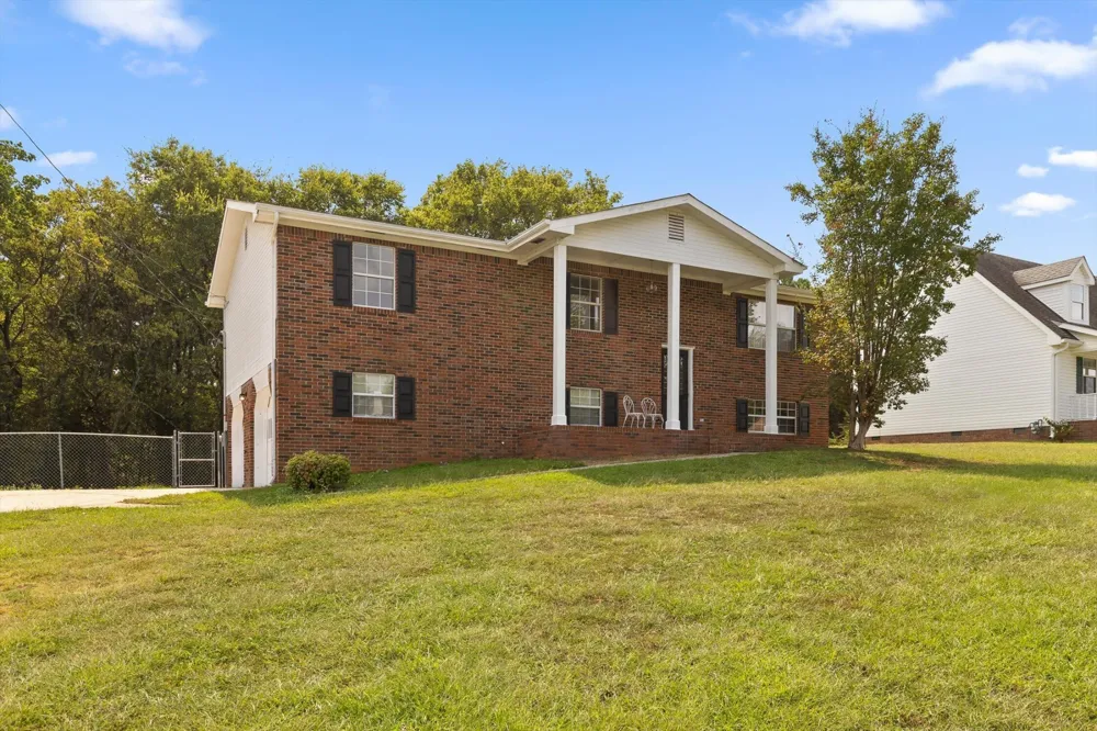 713 Lee Drive Ringgold, GA 30736