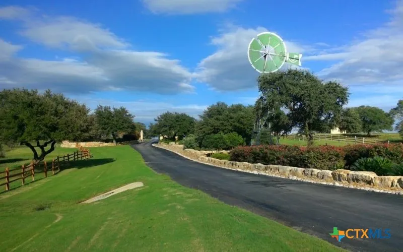 127 Nt Journey Blanco, TX 78606