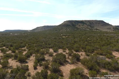 01 Warhorse Ranch