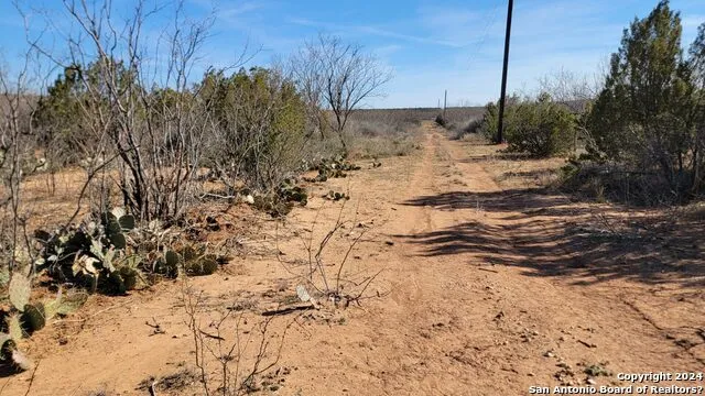01 Warhorse Ranch Robert Lee, TX 76945