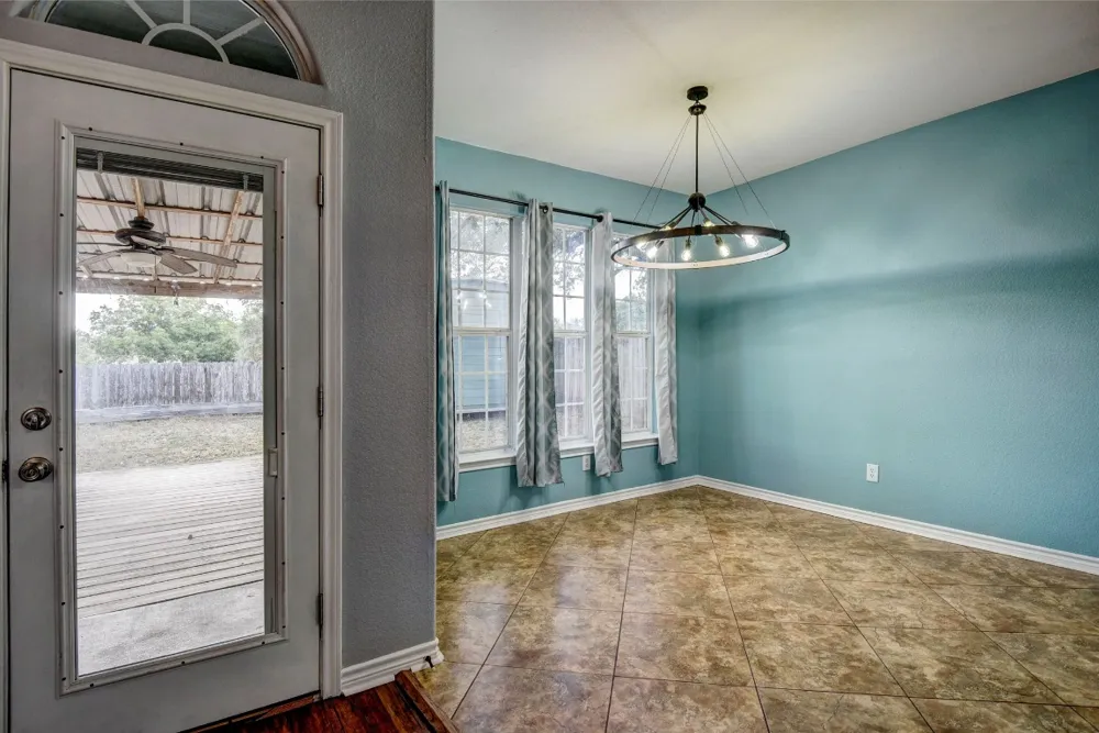 340 Rose Mayer Loop La Grange, TX 78945
