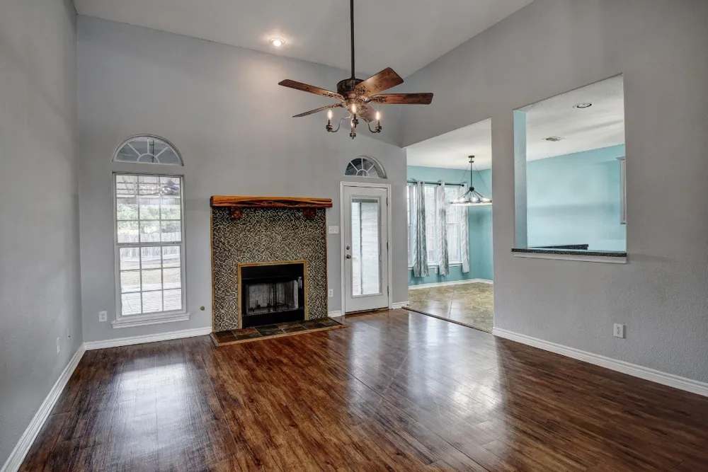 340 Rose Mayer Loop La Grange, TX 78945