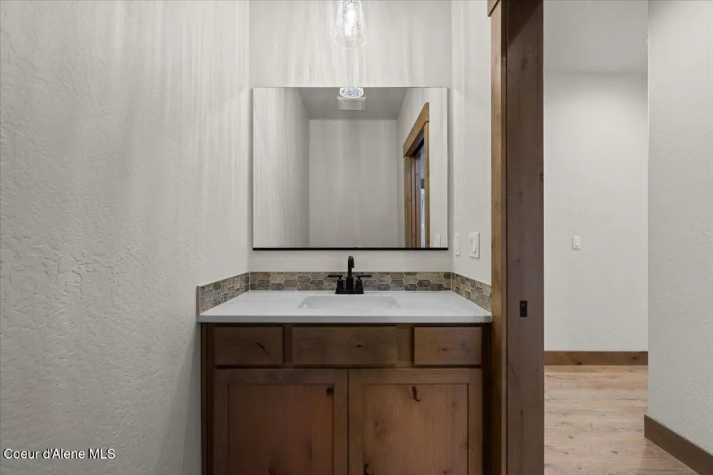 1503 W Remmick Street Hayden, ID 83835