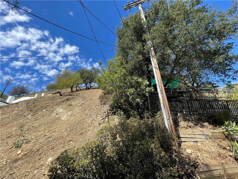 3649 Potosi Ave Studio City, CA 91604