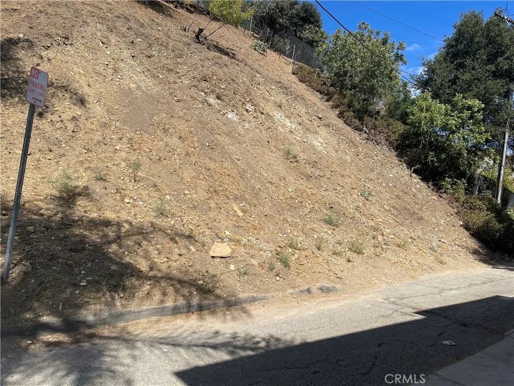 3649 Potosi Ave Studio City, CA 91604