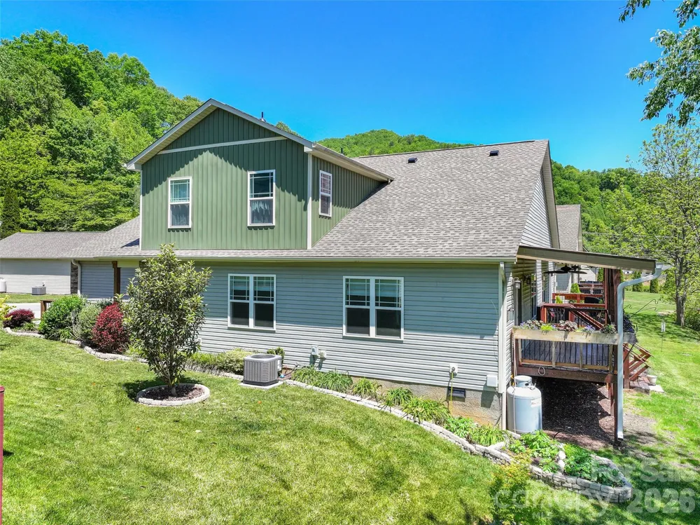 254 February Lane Waynesville, NC 28785
