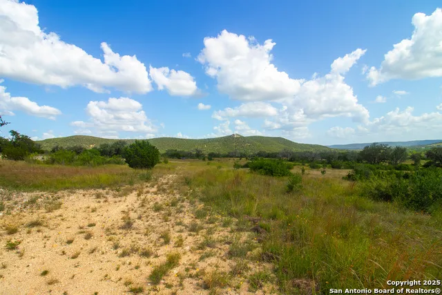 000 Wallace Creek rd Medina, TX 78055