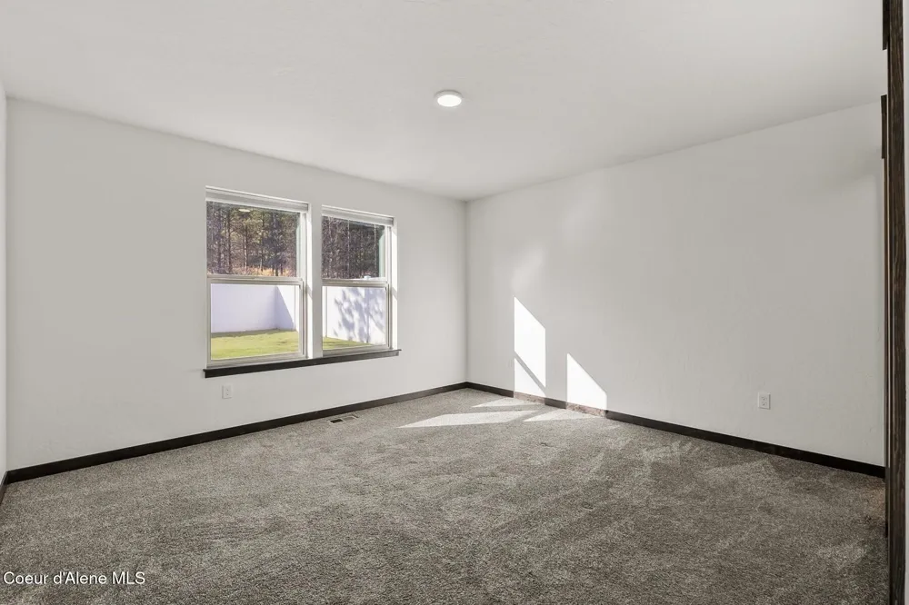 659 E Valley Street Oldtown, ID 83822