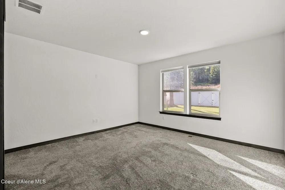 659 E Valley Street Oldtown, ID 83822