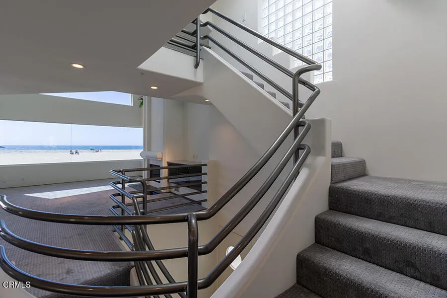 3405 Ocean Drive Oxnard, CA 93035