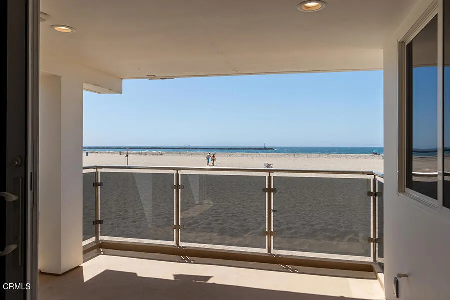3405 Ocean Drive Oxnard, CA 93035