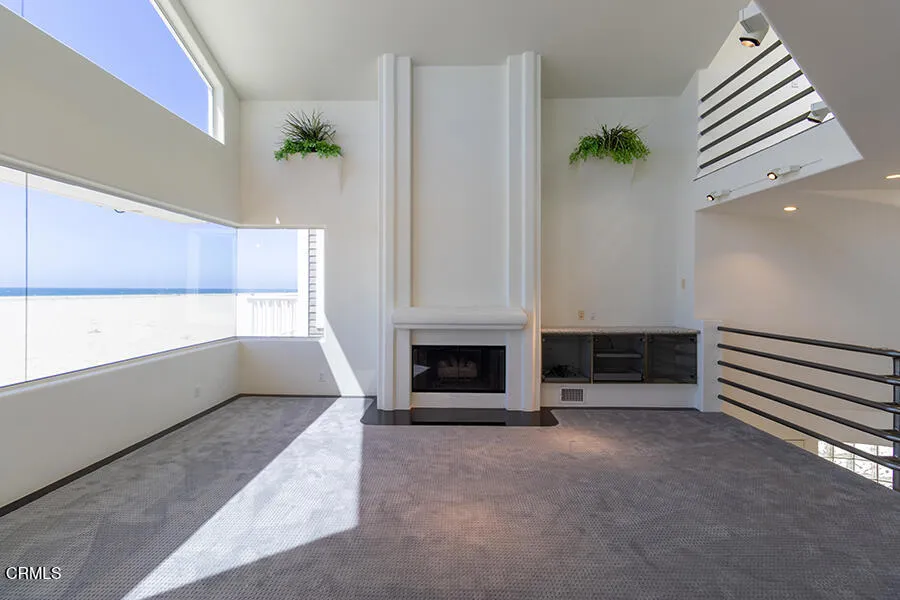 3405 Ocean Drive Oxnard, CA 93035